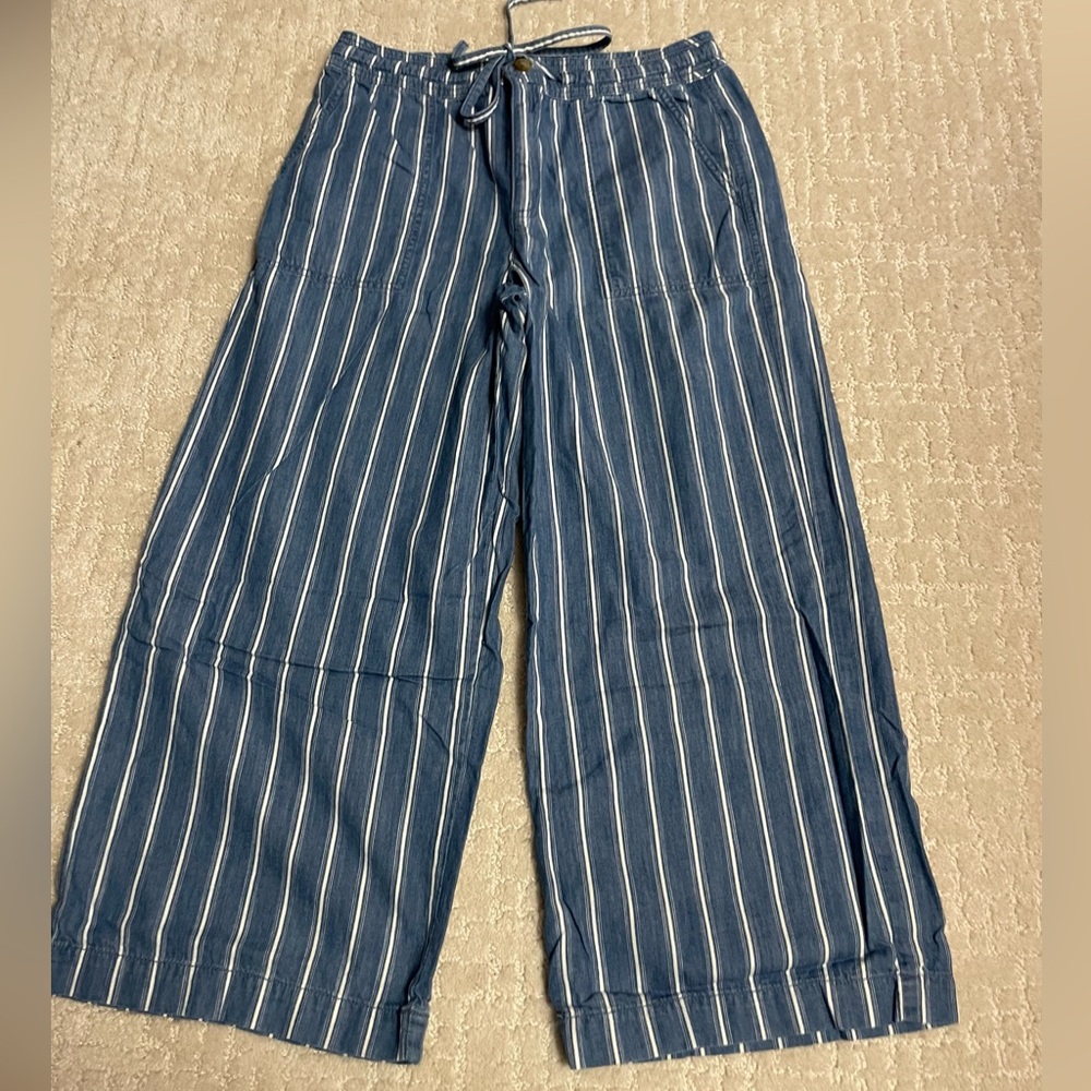American eagle pants